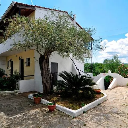 Hotel Dassiaholidayclub Dassia (Corfu)