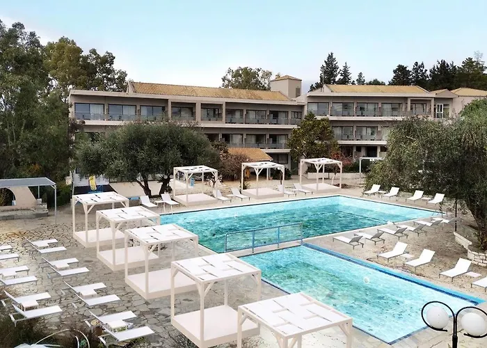 Ξενοδοχείο Dassiaholidayclub 3*